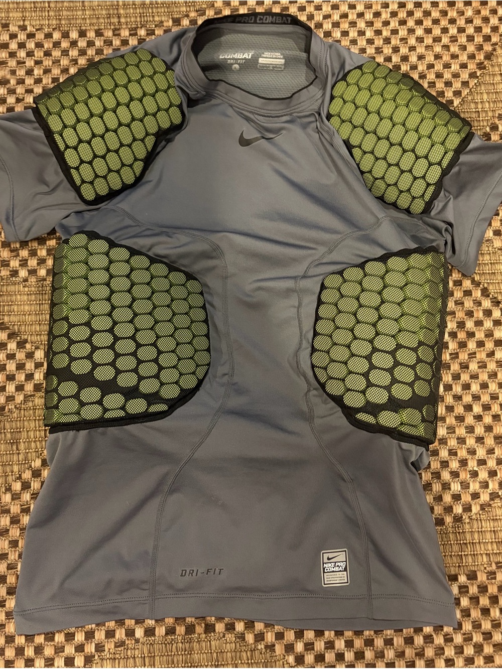 Nike Pro Combat Dri-FIT Compression Padded Football Shirt Men’s L Gray Green